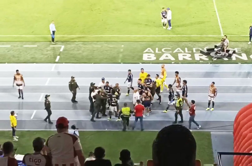 (Video) Así fue el enfrentamiento de los jugadores de Millonarios con la Policía en Barranquilla